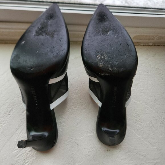 sleek and modern pair of Calvin Klein mules. Size 9 1/2 - Picture 11 of 11